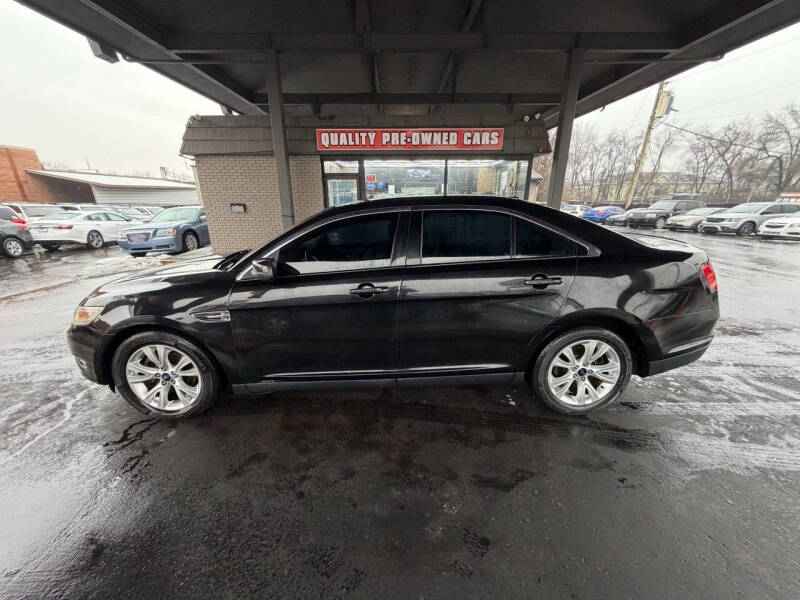 2010 Ford Taurus SEL