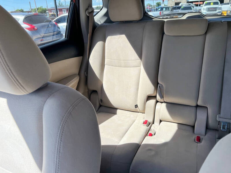 2016 Nissan Rogue S
