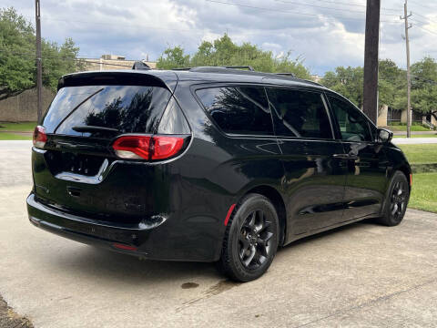 2019 Chrysler Pacifica Limited