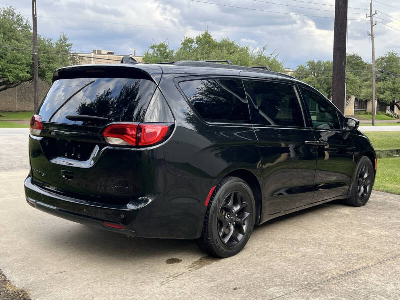 2019 Chrysler Pacifica Limited