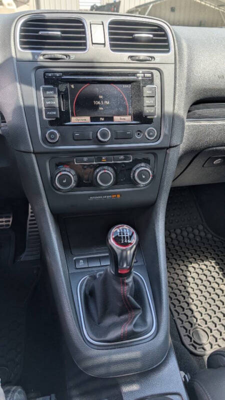 2011 Volkswagen GTI Base PZEV