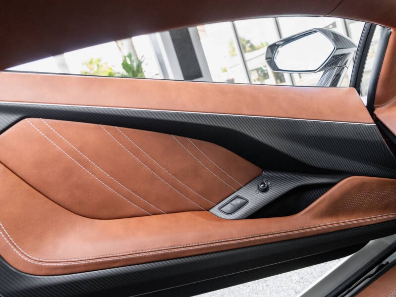 2022 Lamborghini Countach LPI 800-4