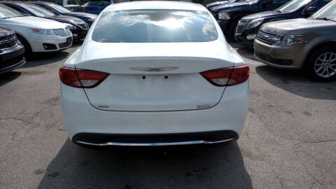 2015 Chrysler 200 Limited