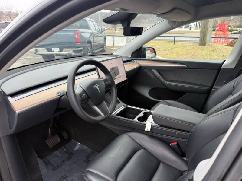 2023 Tesla Model Y Long Range