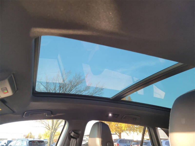 2023 Volkswagen Atlas Cross Sport SE