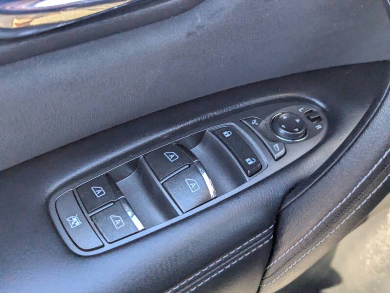 2020 Nissan Armada SV