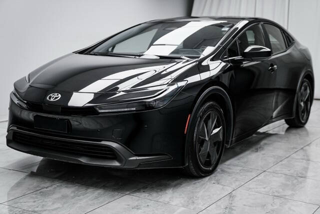 2024 Toyota Prius LE
