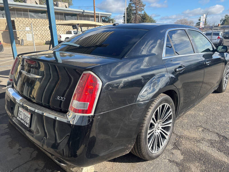 2013 Chrysler 300
