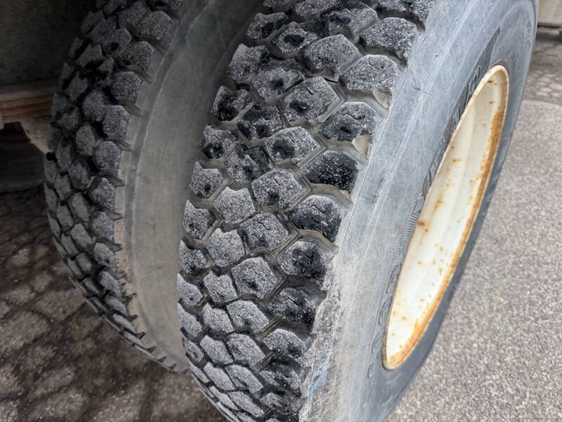 2006 Ford F-650 Super Duty