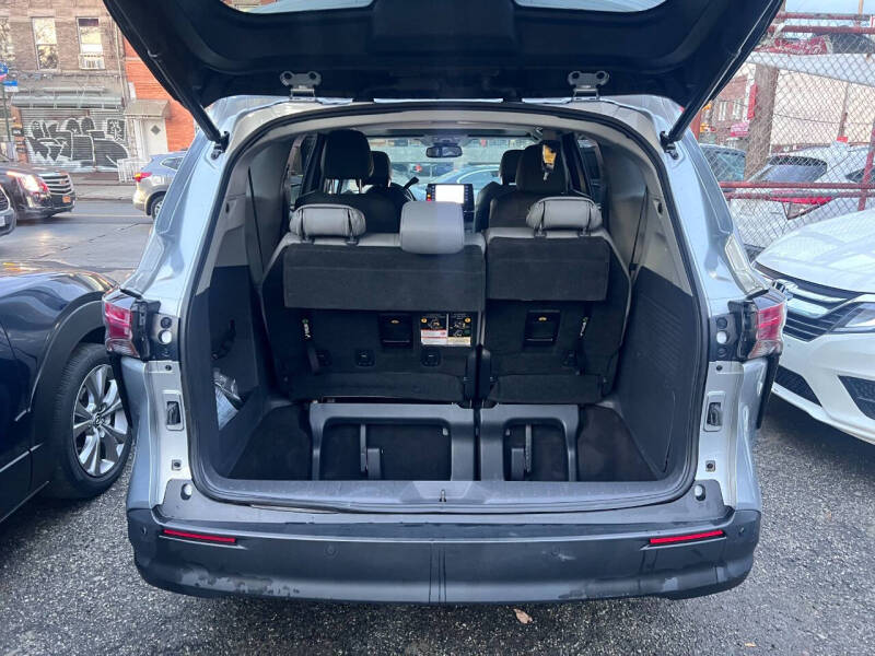 2021 Toyota Sienna XLE 7-Passenger