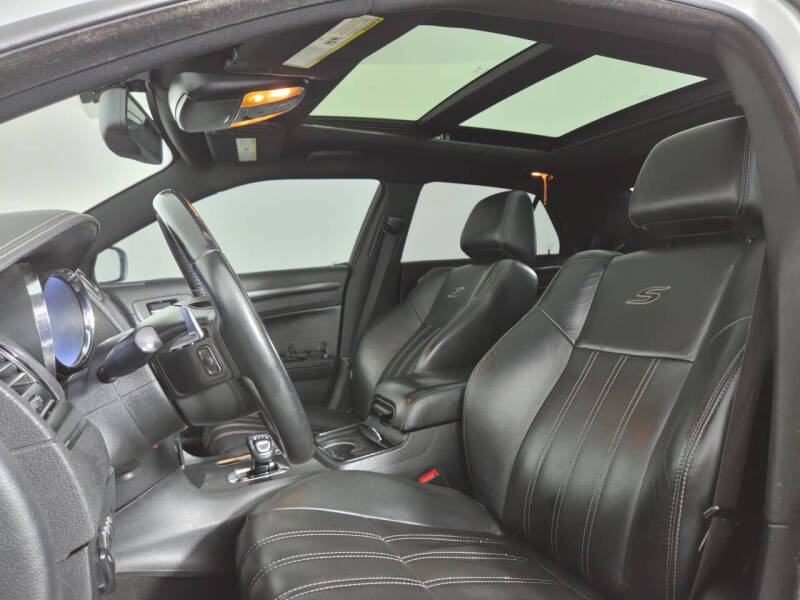 2014 Chrysler 300 S