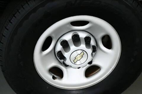 2023 Chevrolet Express 2500