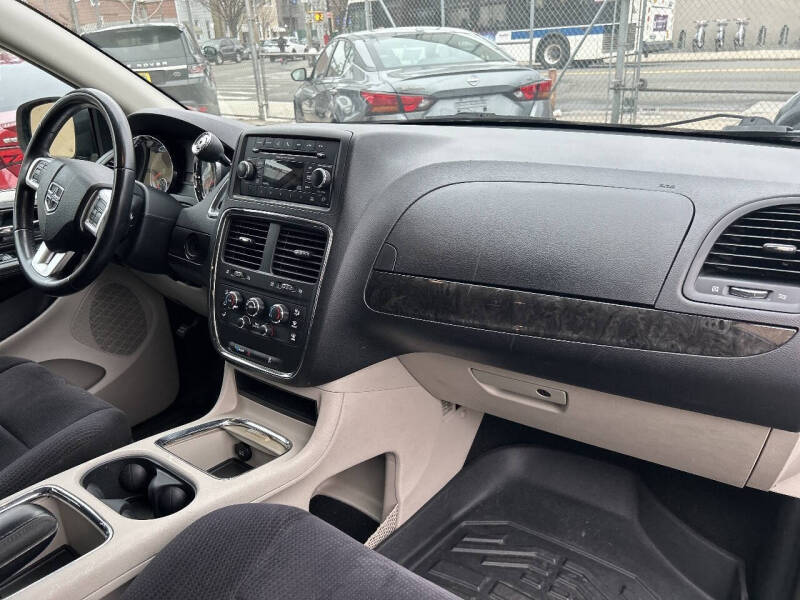 2013 Dodge Grand Caravan SXT
