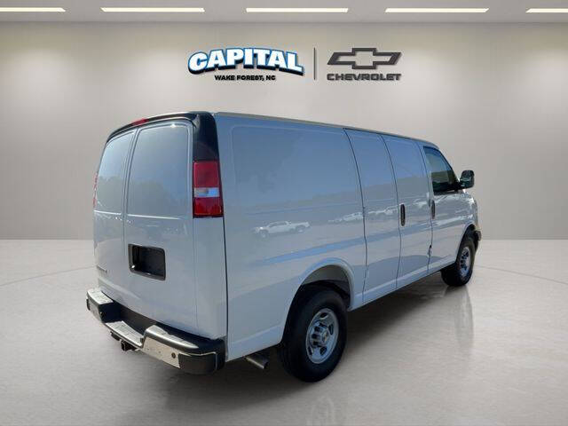 2025 Chevrolet Express 2500