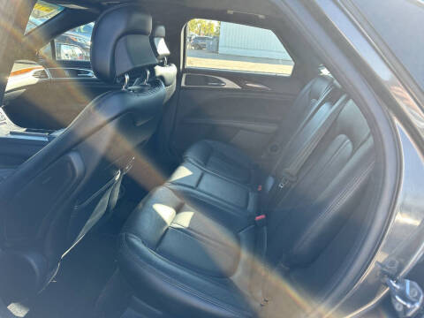 2017 Lincoln MKZ Reserve