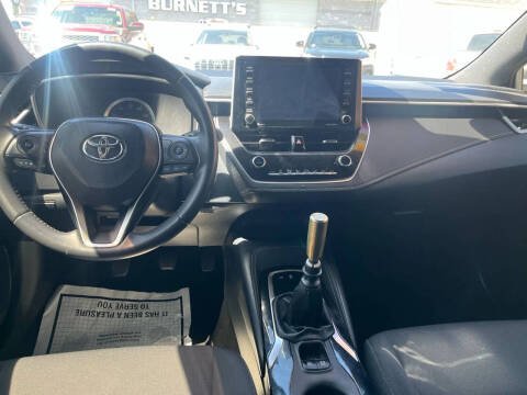 2020 Toyota Corolla Hatchback SE