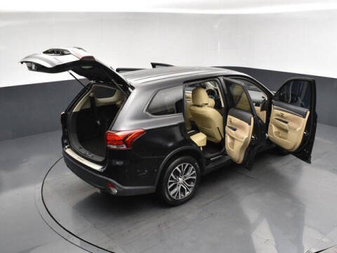 2016 Mitsubishi Outlander SE