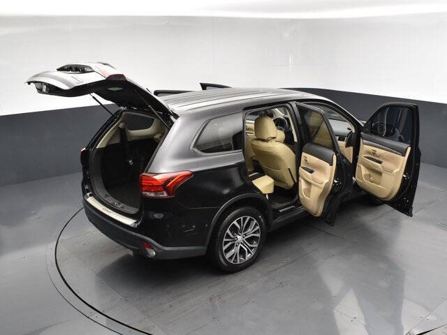 2016 Mitsubishi Outlander SE