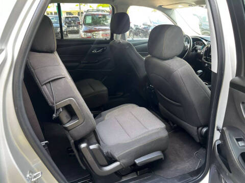 2021 Chevrolet Traverse LT Cloth