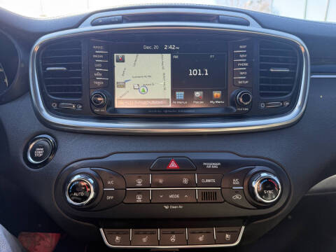 2017 Kia Sorento SX Limited V6