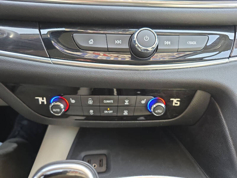 2019 Buick Enclave Essence