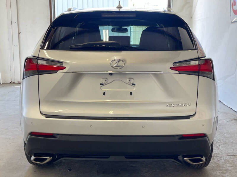2016 Lexus NX 200t