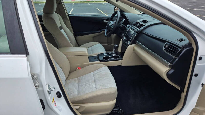 2012 Toyota Camry LE