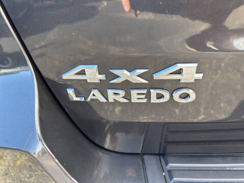 2011 Jeep Grand Cherokee Laredo