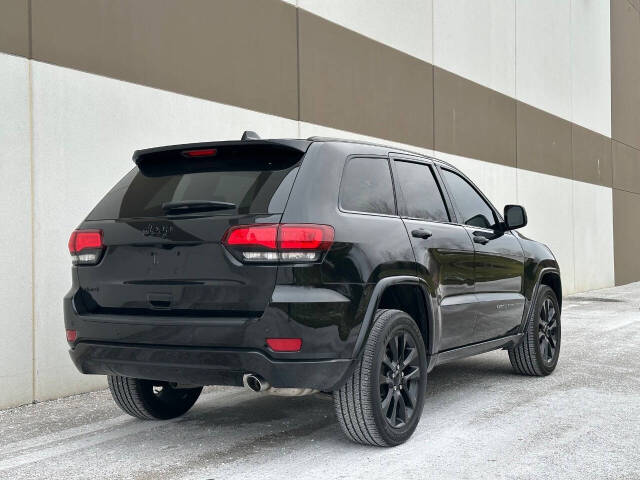 2021 Jeep Grand Cherokee for sale at Phoenix Motor Co in Romulus, MI