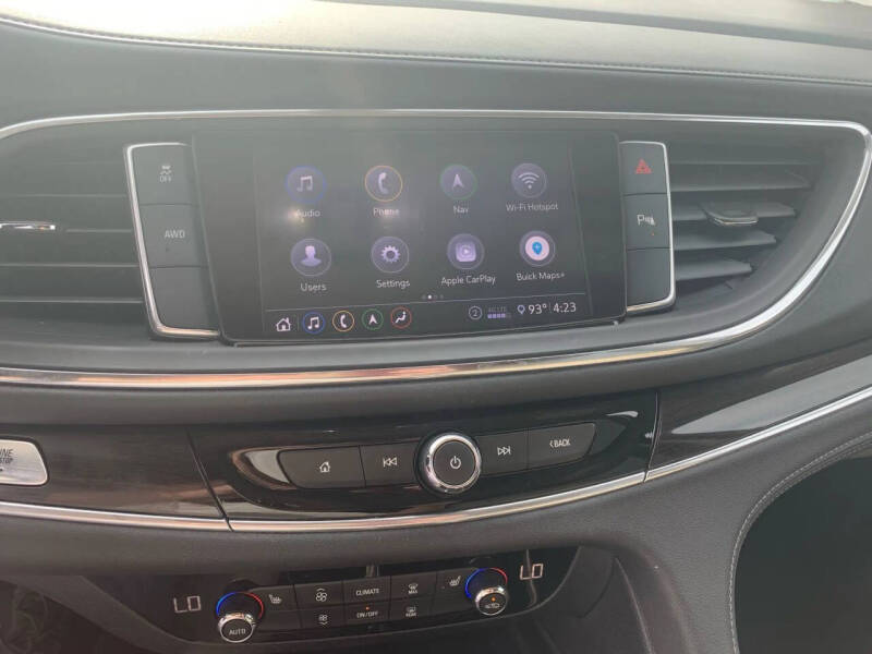 2021 Buick Enclave Essence