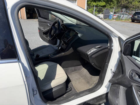 2018 Ford Focus Titanium