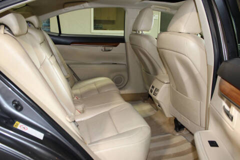 2013 Lexus ES 300h