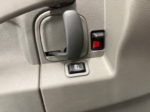 2025 Chevrolet Express LS 3500