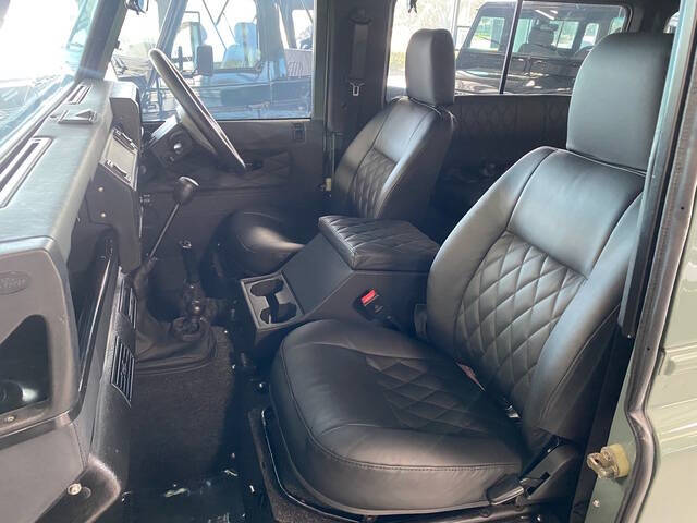 1998 Land Rover Defender 7