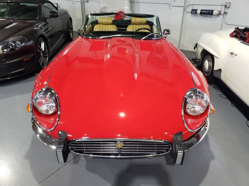 1974 Jaguar XKE 8