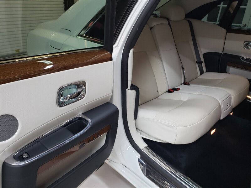 2013 Rolls-Royce Ghost 7