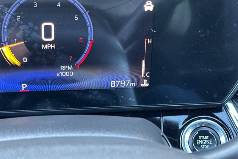 2025 Chevrolet Trax RS