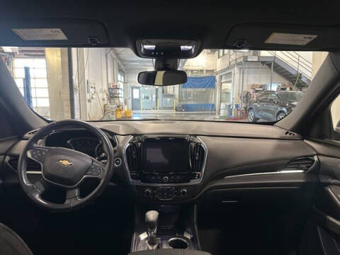 2022 Chevrolet Traverse LT Cloth