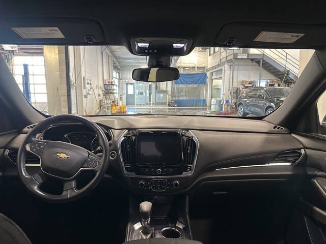 2022 Chevrolet Traverse LT Cloth