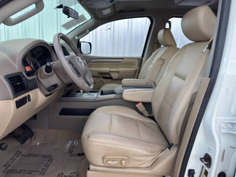 2013 Nissan Armada SV