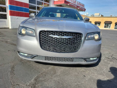 2018 Chrysler 300 S