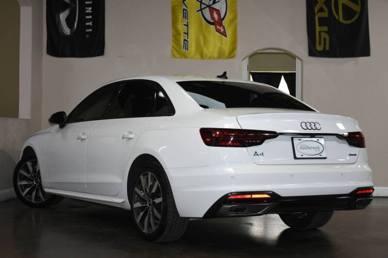 2024 Audi A4 quattro Premium Plus 40 TFSI