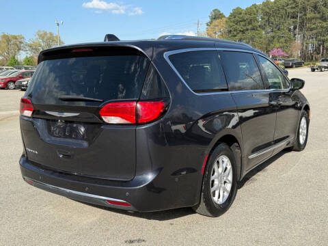 2020 Chrysler Pacifica Touring L