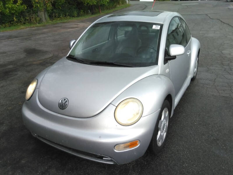 2000 Volkswagen New Beetle for sale at ALVAREZ AUTO SALES in Des Moines IA