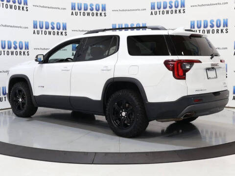 2021 GMC Acadia AT4