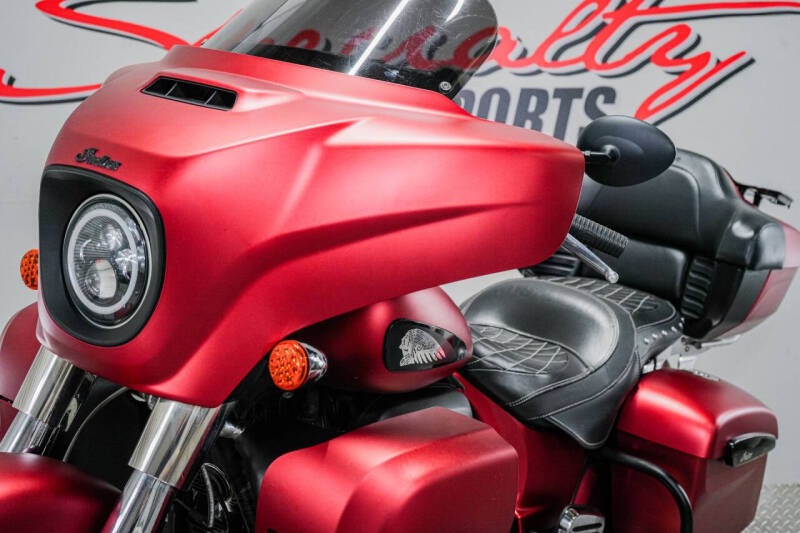 2020 Indian Roadmaster Dark Horse