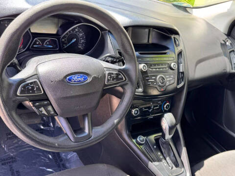2017 Ford Focus SE