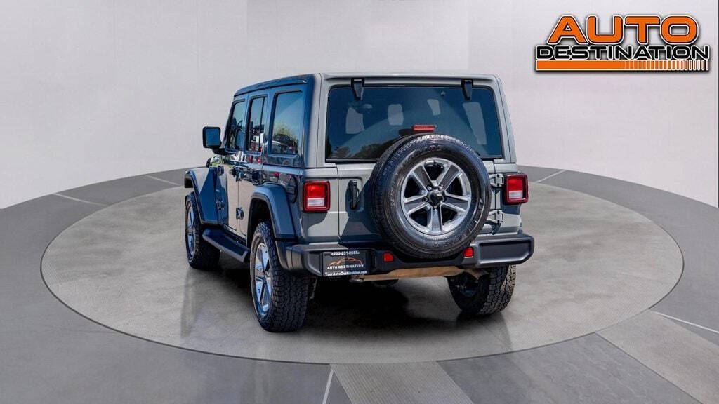 2021 Jeep Wrangler Unlimited for sale at Auto Destination in Puyallup, WA