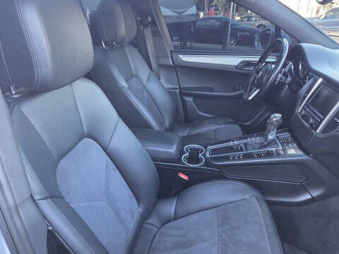 2016 Porsche Macan S