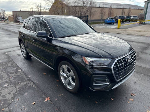 2021 Audi Q5 quattro Prestige 45 TFSI